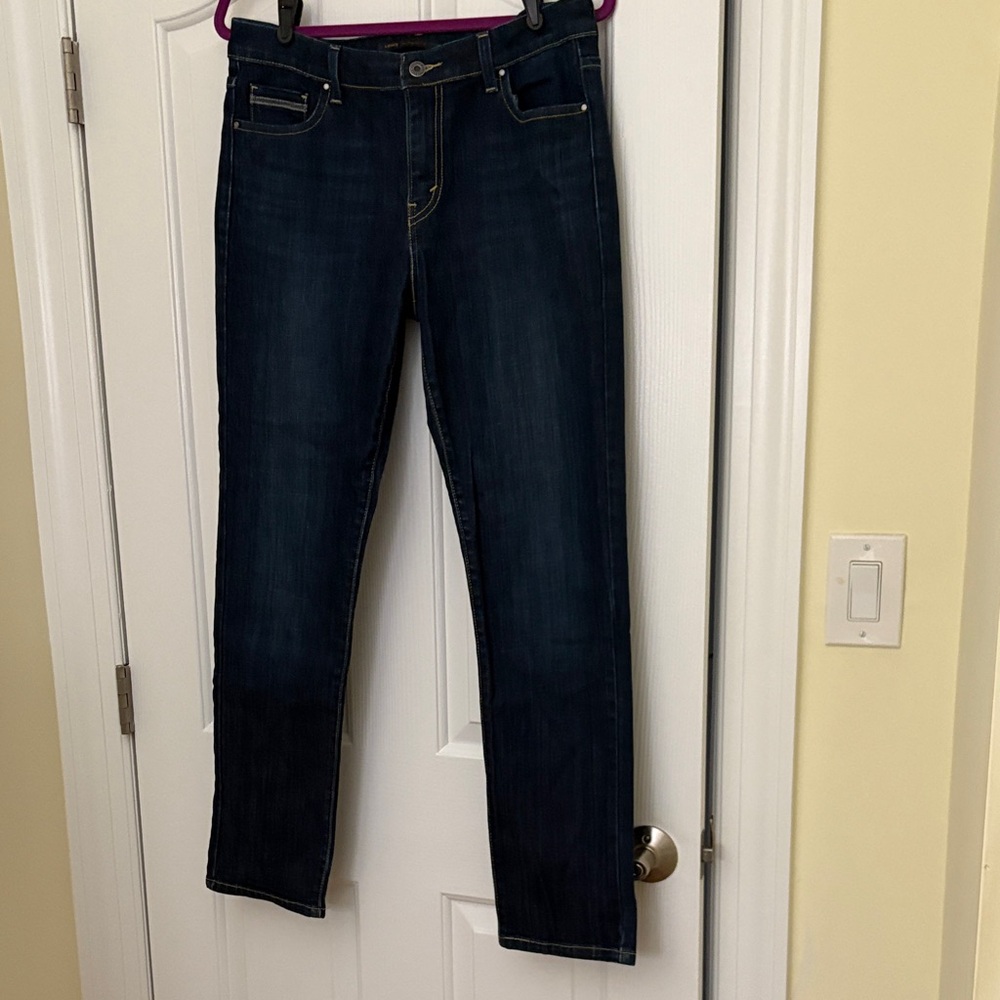 Levi's Women's 12M Mid Rise Skinny Jeans